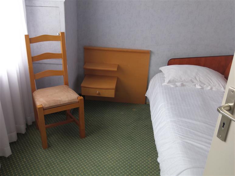 Chambre Triple Familiale (Hotel)