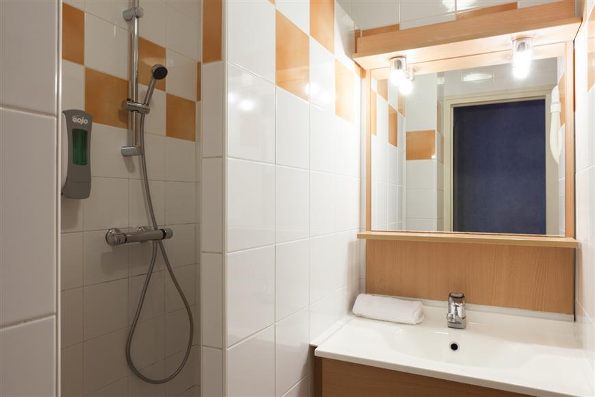 Chambre Triple Familiale (Hotel)